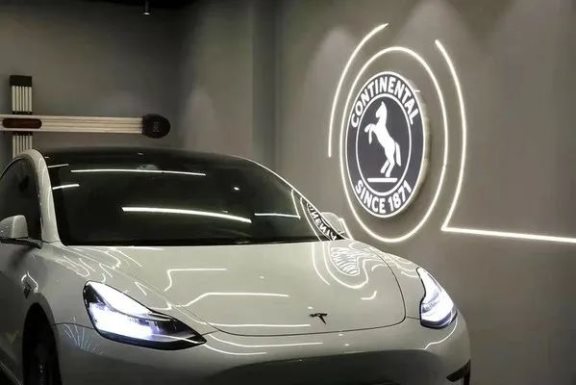德國馬牌輪胎正式推出EV Bay電動(dòng)車工位 德國馬牌輪胎正式推出EV Bay電動(dòng)車工位