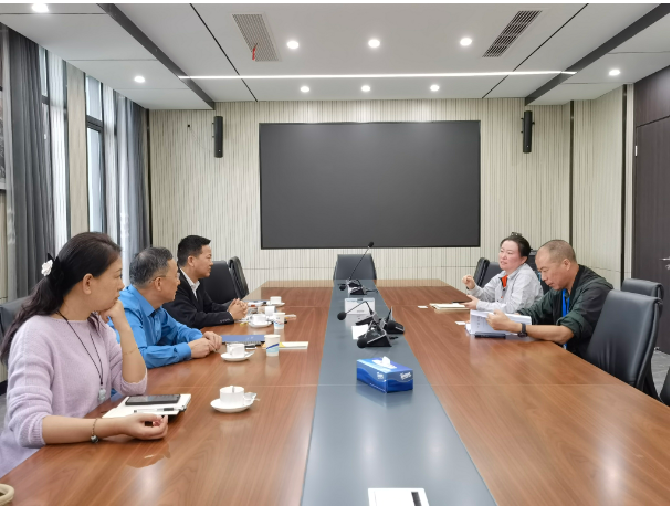 寧波市計量測試學會前往橡膠行業(yè)企業(yè)交流調(diào)研 寧波市計量測試學會前往橡膠行業(yè)企業(yè)交流調(diào)研