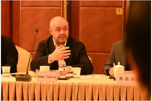 　貝卡爾特亞洲區(qū)高級副總裁Adam Touhig先生表示，貝卡爾特將會全力支持通用股份高質量發(fā)展，實現(xiàn)合作共贏。