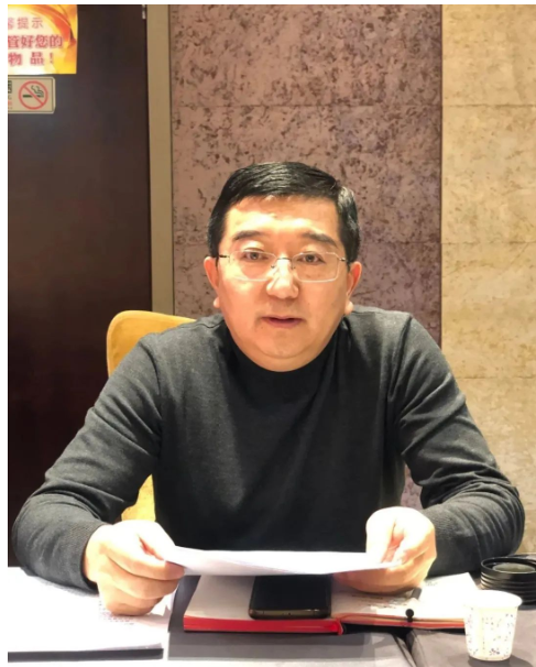 　龔大亮監(jiān)事長對2023年的工作計劃進行了詳細闡述，他指出，2023年是深入發(fā)展的關(guān)鍵一年，將進行商會換屆新工作，開創(chuàng)商會工作新局面。