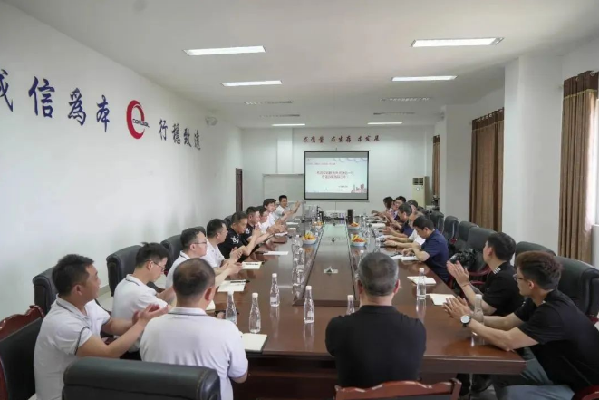 遠星與隆鑫建立友好合作關系，共同推動機車制造行業(yè)發(fā)展