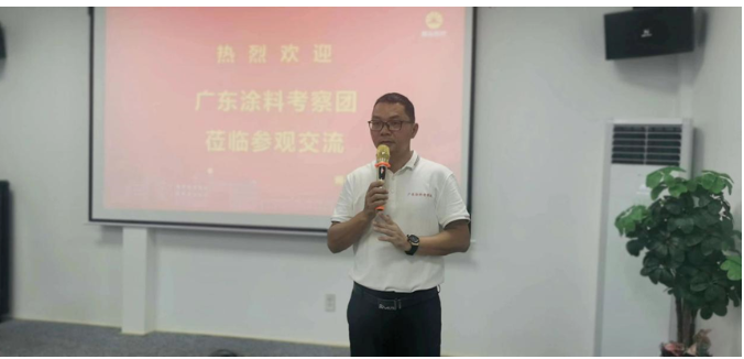 這次考察使廣東涂料企業(yè)對(duì)越南市場(chǎng)有了更深入的了解，也為雙方的貿(mào)易合作和投資提供了更多機(jī)會(huì)。隨著中越貿(mào)易雙循環(huán)的不斷推進(jìn)，廣東涂料企業(yè)將繼續(xù)走出去，拓展更廣闊的商機(jī)。