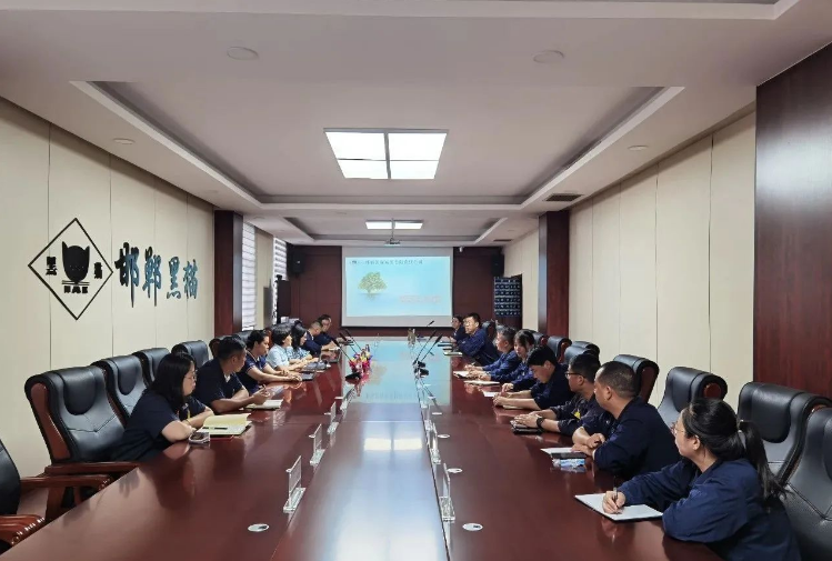 華中國際認(rèn)證檢驗(yàn)集團(tuán)有限公司對(duì)邯鄲黑貓開展了為期兩天的年度監(jiān)督審核工作。