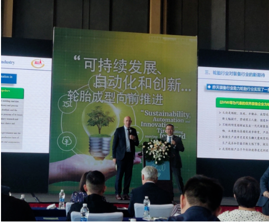 VMI集團(tuán)首席商務(wù)官M(fèi)ike Norman在研討會(huì)上發(fā)表了重要講話，VMI集團(tuán)首席執(zhí)行官Harm Voortman則以“持續(xù)性的驅(qū)動(dòng)力”為主題進(jìn)行了精彩演講，探討了公司在可持續(xù)性方面的努力和成就。